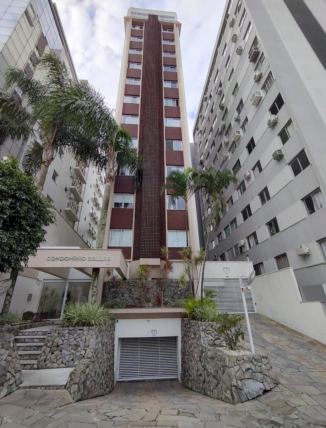Apto Centro Floripa 01 *
